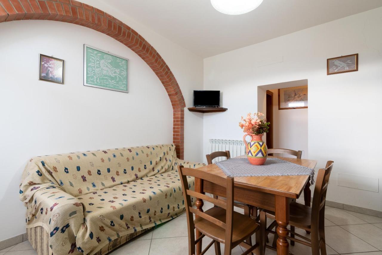 Papa Giuseppe La Cantina Cortona Buitenkant foto