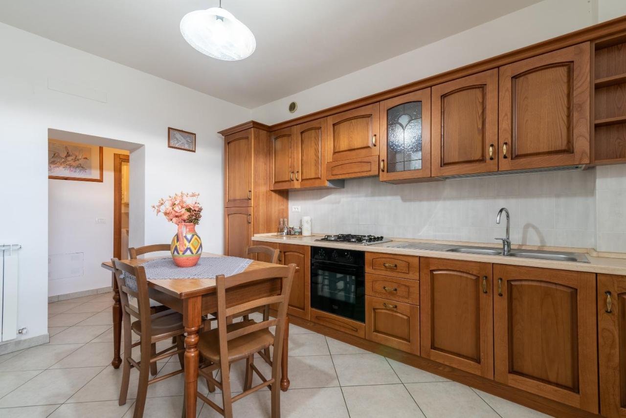 Papa Giuseppe La Cantina Cortona Buitenkant foto